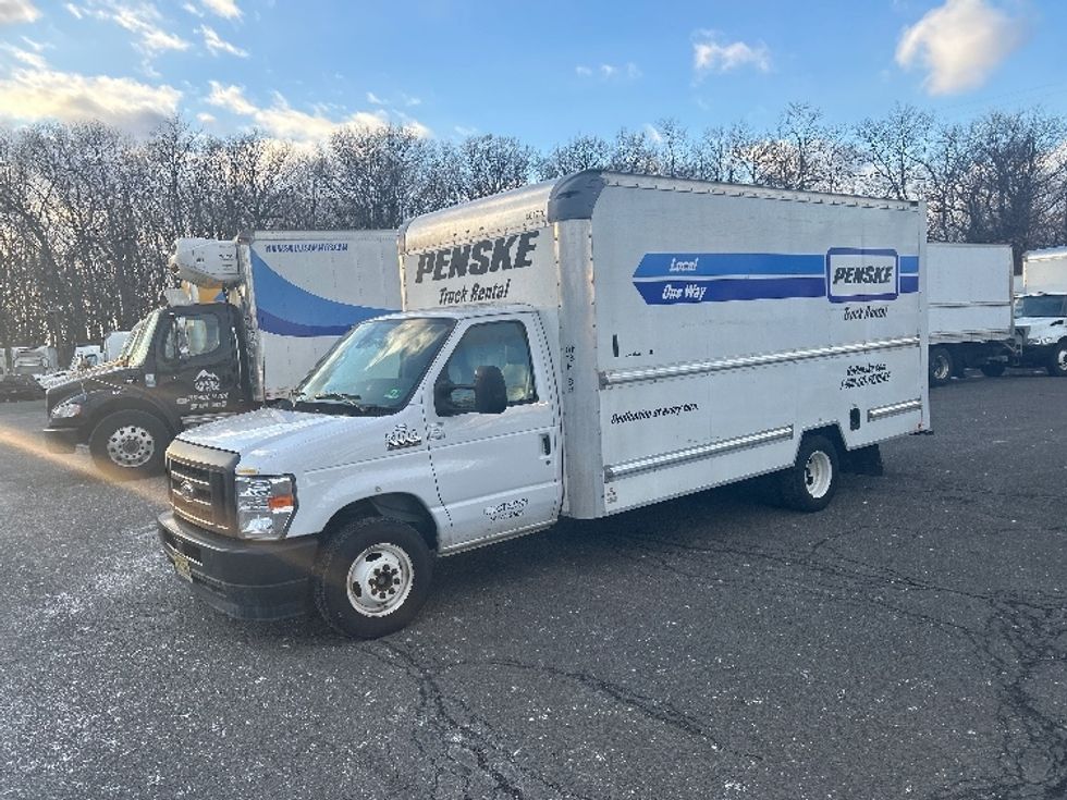 Light Duty Box Truck-Light and Medium Duty Trucks-Ford-2023-E350-Edison-NJ-47,613\n\t\tmiles-$ 40,500 - Image 3