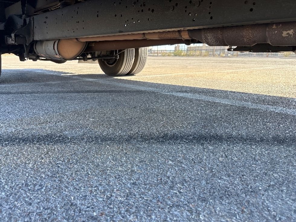 Light Duty Box Truck-Light and Medium Duty Trucks-Ford-2023-E350-El Paso-TX-105,275\n\t\tmiles-$ 29,250 - Image 12