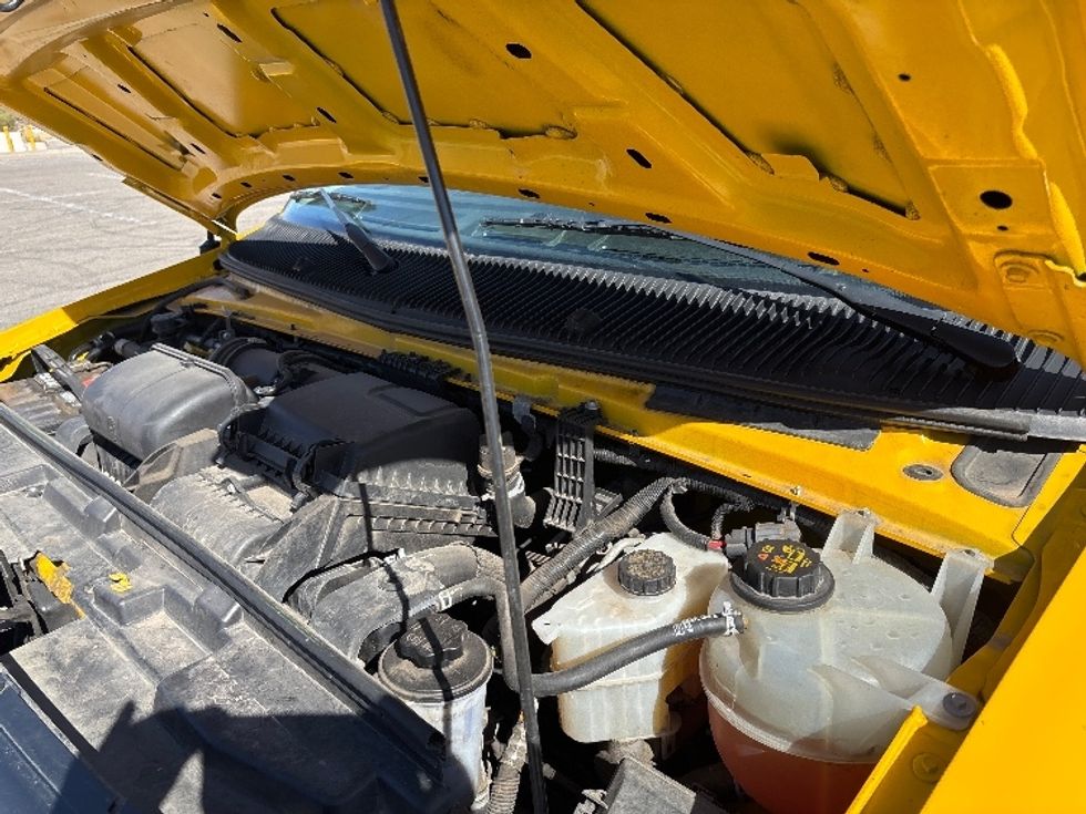 Light Duty Box Truck-Light and Medium Duty Trucks-Ford-2023-E350-El Paso-TX-105,275\n\t\tmiles-$ 29,250 - Image 22