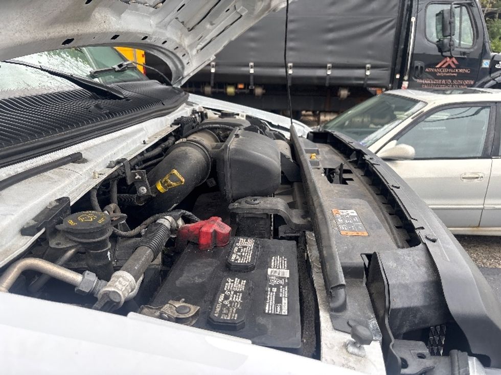 Light Duty Box Truck-Light and Medium Duty Trucks-Ford-2023-E350-Elmsford-NY-146,078\n\t\tmiles-$ 23,750 - Image 23