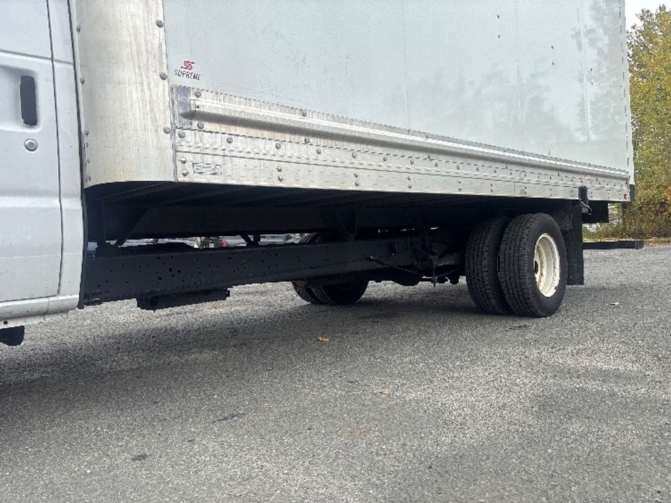 Light Duty Box Truck-Light and Medium Duty Trucks-Ford-2023-E350-Elmsford-NY-146,078\n\t\tmiles-$ 23,750 - Image 5