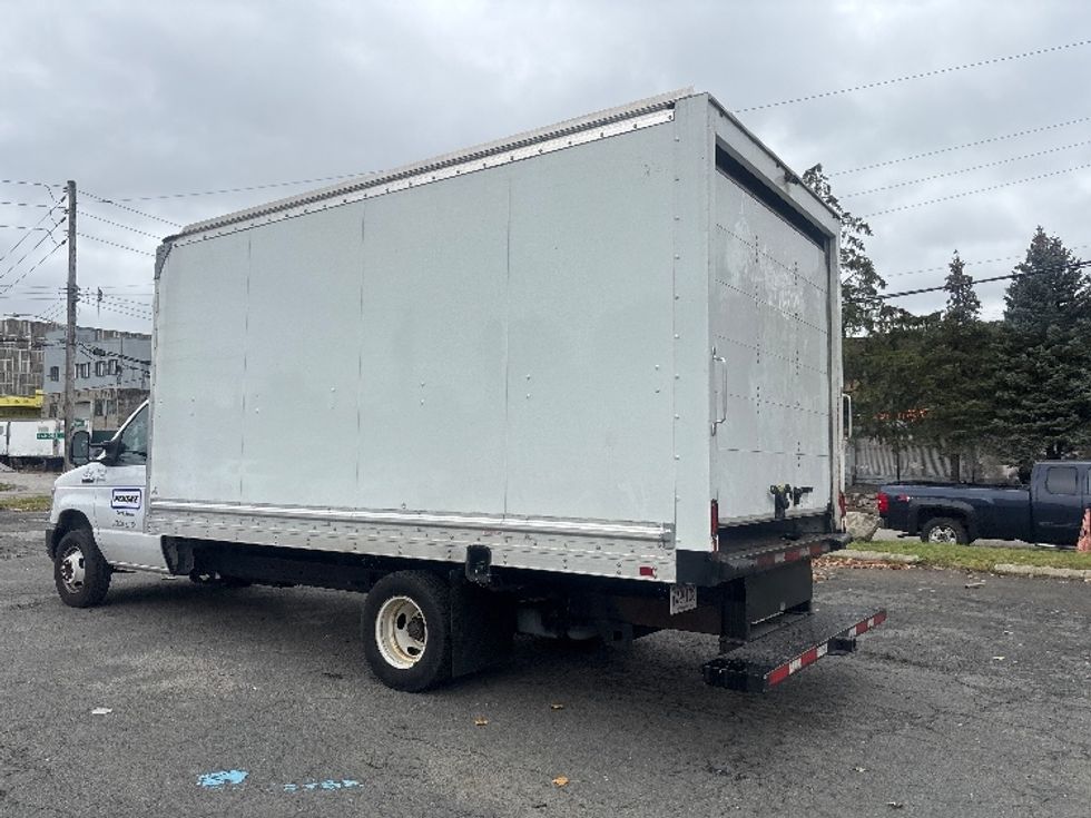 Light Duty Box Truck-Light and Medium Duty Trucks-Ford-2023-E350-Elmsford-NY-146,078\n\t\tmiles-$ 23,750 - Image 6