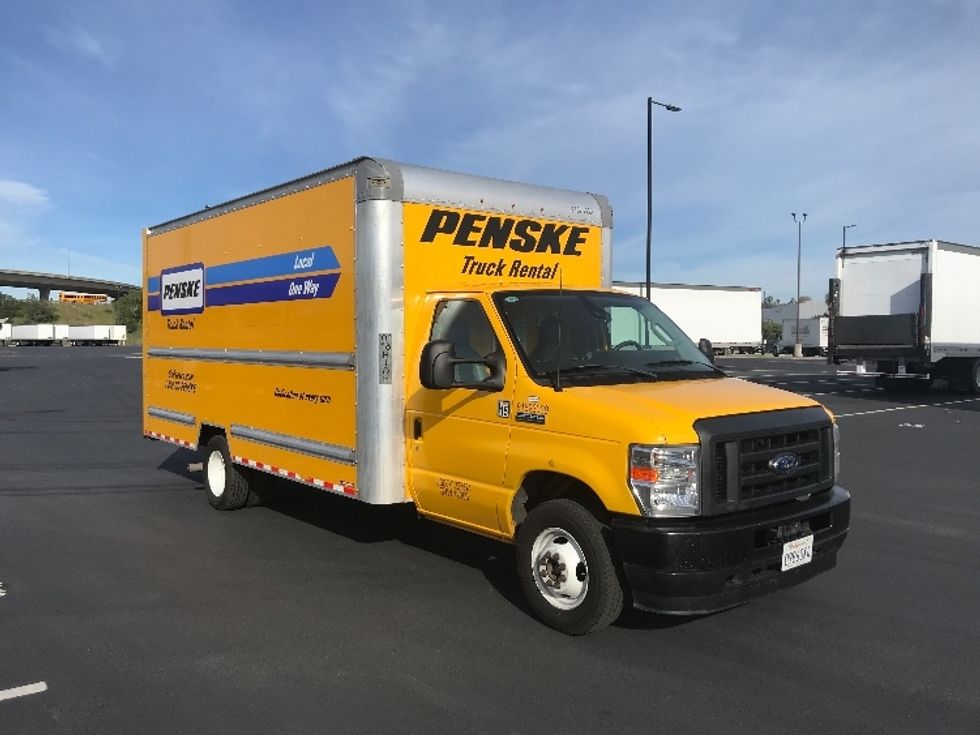 Light Duty Box Truck-Light and Medium Duty Trucks-Ford-2023-E350-Fontana-CA-100,015\n\t\tmiles-$ 28,250 - Image 1