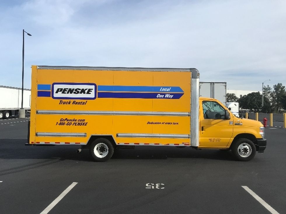 Light Duty Box Truck-Light and Medium Duty Trucks-Ford-2023-E350-Fontana-CA-100,015\n\t\tmiles-$ 28,250 - Image 15