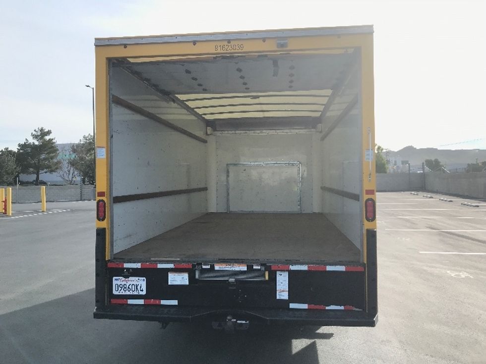 Light Duty Box Truck-Light and Medium Duty Trucks-Ford-2023-E350-Fontana-CA-100,015\n\t\tmiles-$ 28,250 - Image 8