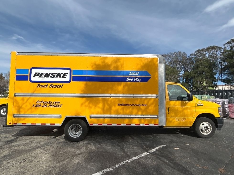 Light Duty Box Truck-Light and Medium Duty Trucks-Ford-2023-E350-Fontana-CA-103,978\n\t\tmiles-$ 29,250 - Image 15