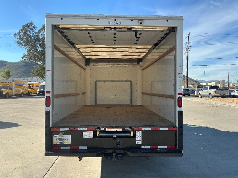 Light Duty Box Truck-Light and Medium Duty Trucks-Ford-2023-E350-Fontana-CA-87,432\n\t\tmiles-$ 35,750 - Image 8