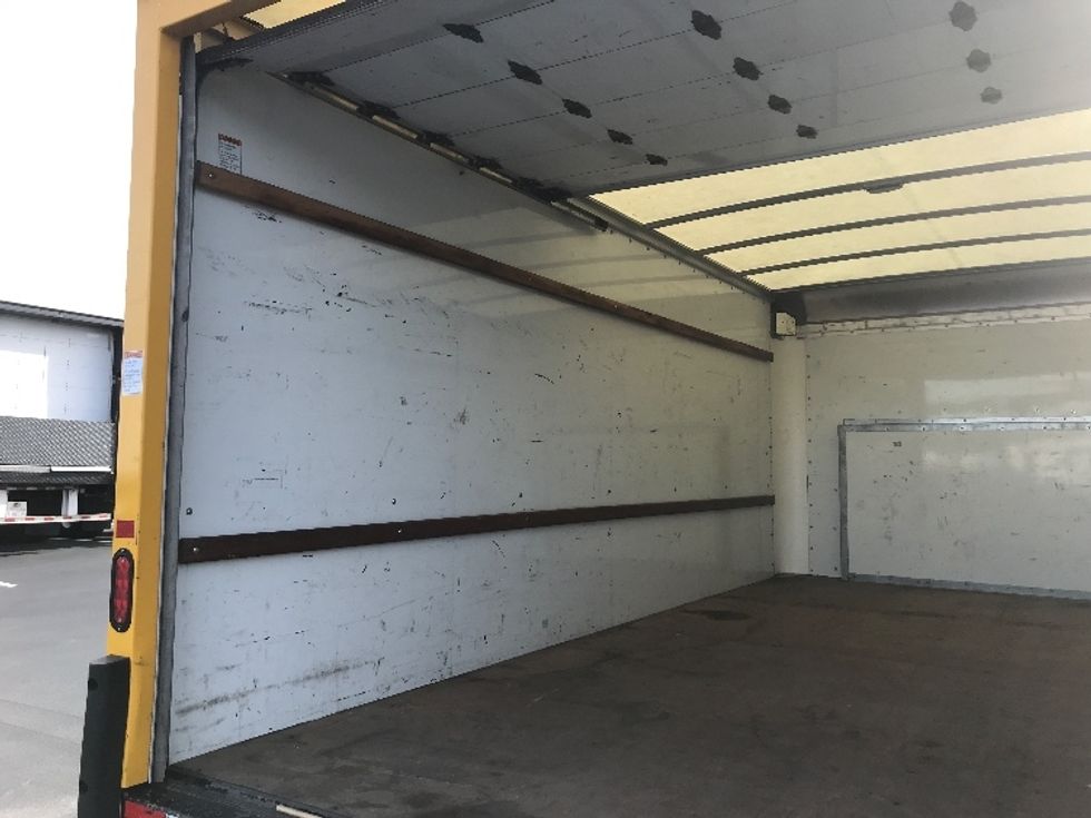 Light Duty Box Truck-Light and Medium Duty Trucks-Ford-2023-E350-Fontana-CA-90,602\n\t\tmiles-$ 31,500 - Image 11