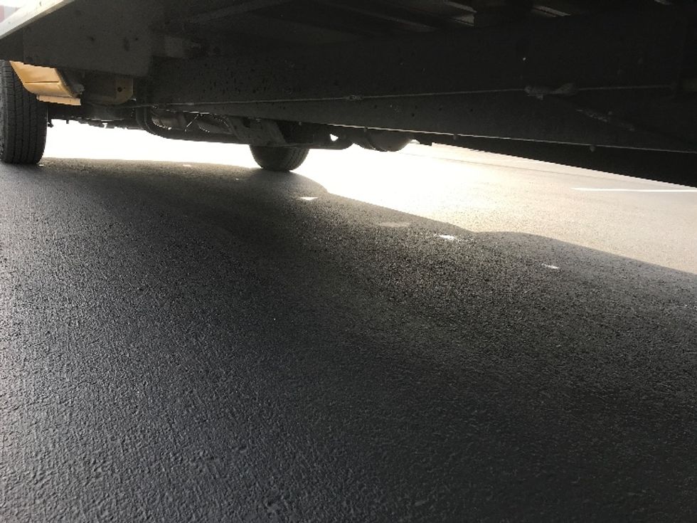 Light Duty Box Truck-Light and Medium Duty Trucks-Ford-2023-E350-Fontana-CA-90,602\n\t\tmiles-$ 31,500 - Image 5