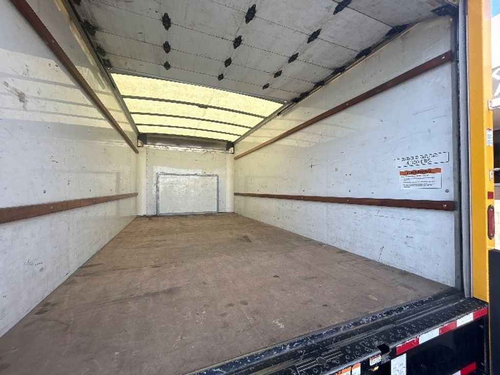 Light Duty Box Truck-Light and Medium Duty Trucks-Ford-2023-E350-Fontana-CA-97,557\n\t\tmiles-$ 30,250 - Image 12