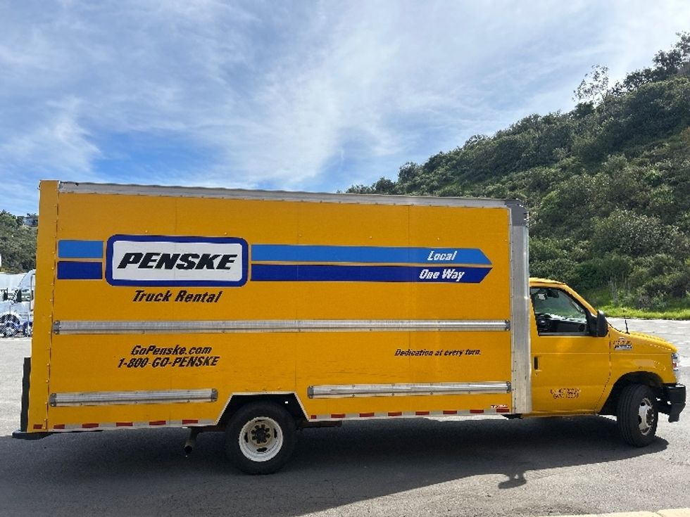 Light Duty Box Truck-Light and Medium Duty Trucks-Ford-2023-E350-Fontana-CA-97,557\n\t\tmiles-$ 30,250 - Image 15