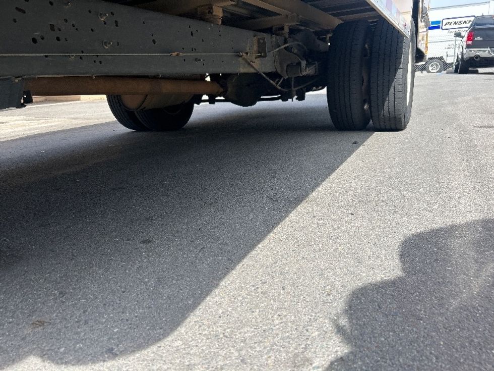 Light Duty Box Truck-Light and Medium Duty Trucks-Ford-2023-E350-Fontana-CA-97,557\n\t\tmiles-$ 30,250 - Image 5