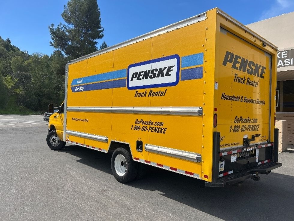 Light Duty Box Truck-Light and Medium Duty Trucks-Ford-2023-E350-Fontana-CA-97,557\n\t\tmiles-$ 30,250 - Image 6