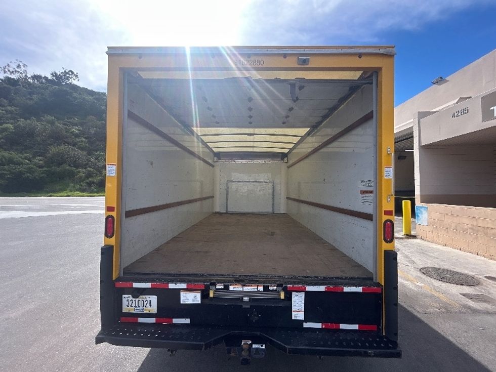 Light Duty Box Truck-Light and Medium Duty Trucks-Ford-2023-E350-Fontana-CA-97,557\n\t\tmiles-$ 30,250 - Image 8