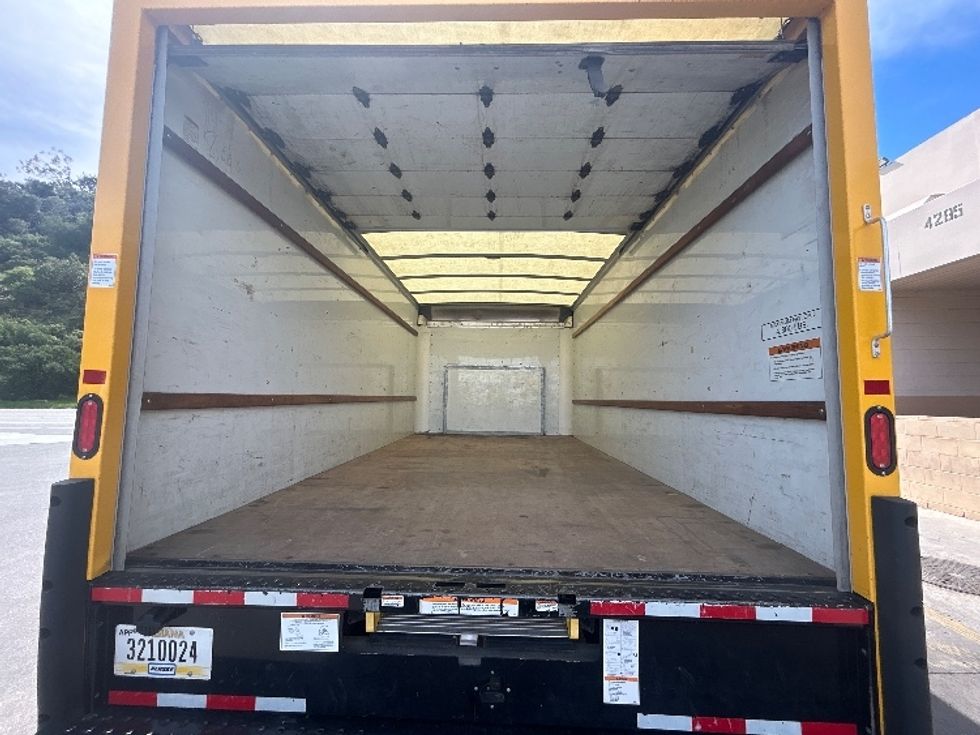 Light Duty Box Truck-Light and Medium Duty Trucks-Ford-2023-E350-Fontana-CA-97,557\n\t\tmiles-$ 30,250 - Image 9