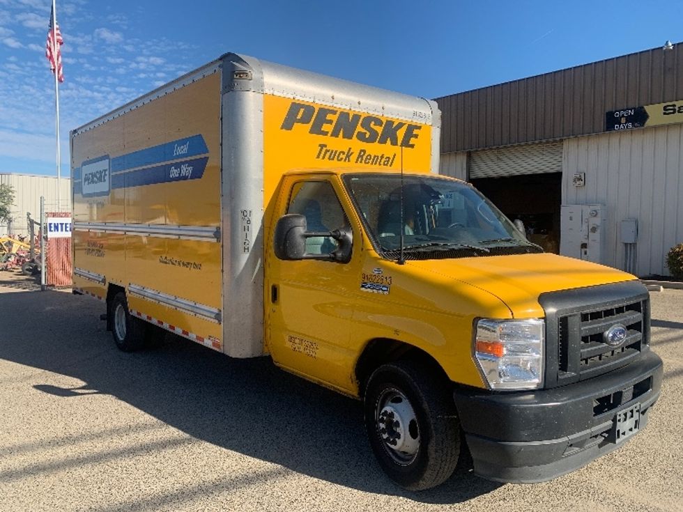 Light Duty Box Truck-Light and Medium Duty Trucks-Ford-2023-E350-Fresno-CA-102,470\n\t\tmiles-$ 29,000 - Image 1