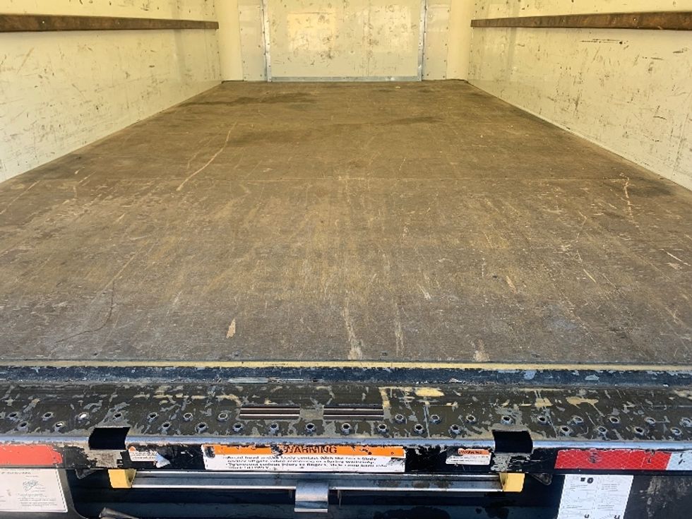 Light Duty Box Truck-Light and Medium Duty Trucks-Ford-2023-E350-Fresno-CA-102,470\n\t\tmiles-$ 29,000 - Image 10