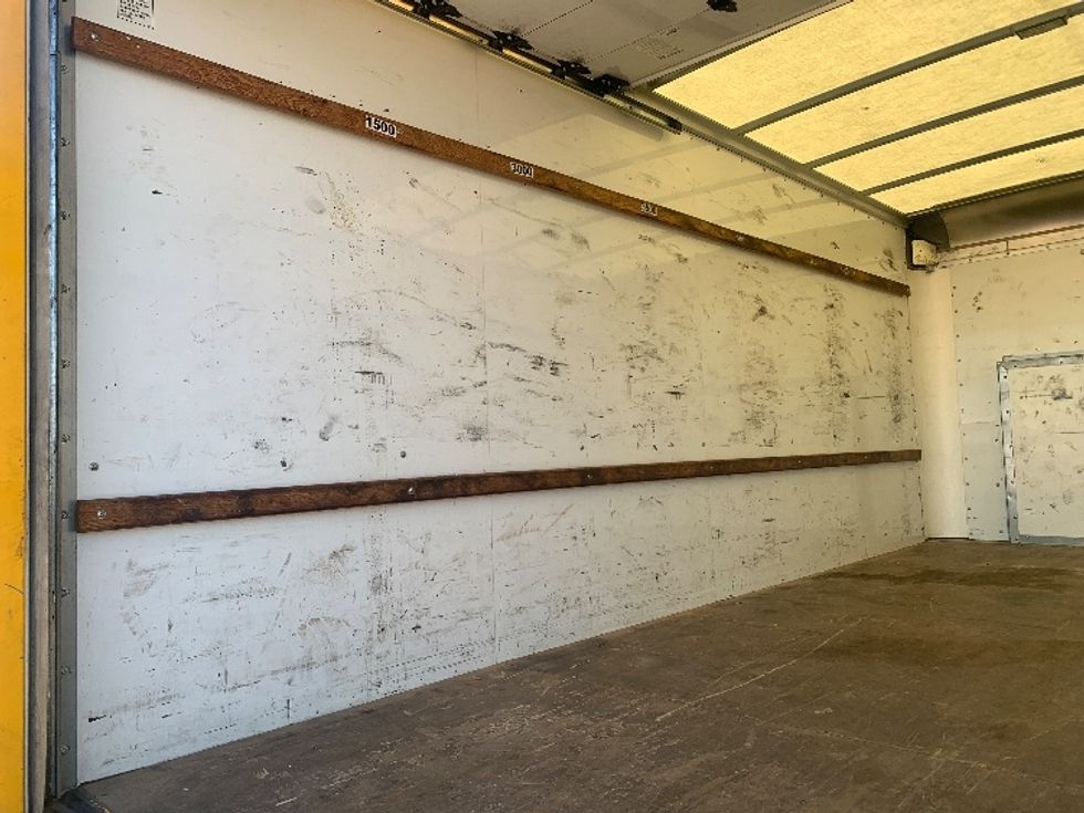 Light Duty Box Truck-Light and Medium Duty Trucks-Ford-2023-E350-Fresno-CA-102,470\n\t\tmiles-$ 29,000 - Image 11