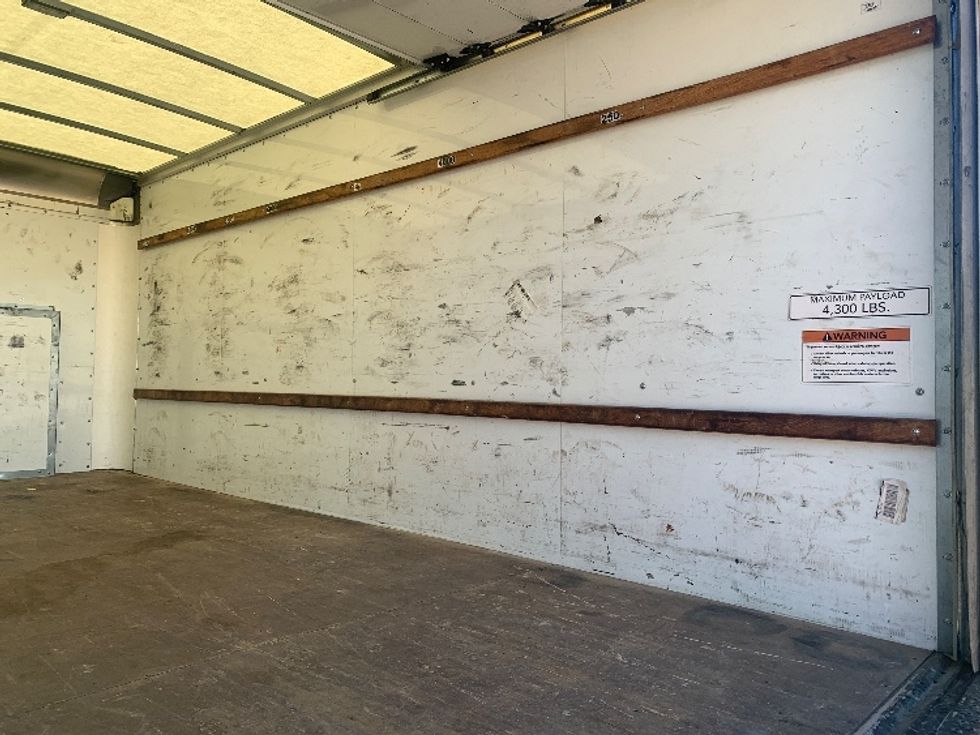 Light Duty Box Truck-Light and Medium Duty Trucks-Ford-2023-E350-Fresno-CA-102,470\n\t\tmiles-$ 29,000 - Image 12