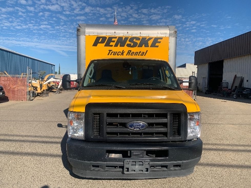 Light Duty Box Truck-Light and Medium Duty Trucks-Ford-2023-E350-Fresno-CA-102,470\n\t\tmiles-$ 29,000 - Image 2