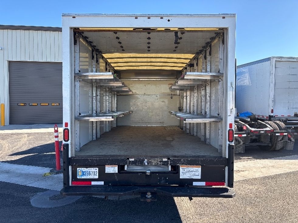 Light Duty Box Truck-Light and Medium Duty Trucks-Ford-2023-E350-Fresno-CA-64,772\n\t\tmiles-$ 41,750 - Image 7
