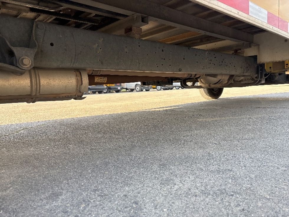 Light Duty Box Truck-Light and Medium Duty Trucks-Ford-2023-E350-Fresno-CA-97,661\n\t\tmiles-$ 30,250 - Image 12