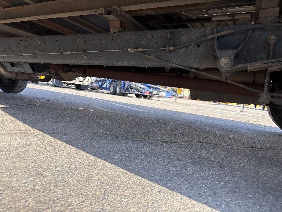 Light Duty Box Truck-Light and Medium Duty Trucks-Ford-2023-E350-Fresno-CA-97,661\n\t\tmiles-$ 30,250 - Image 5