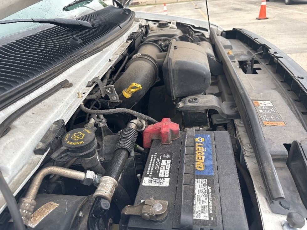 Light Duty Box Truck-Light and Medium Duty Trucks-Ford-2023-E350-Hammond-LA-129,213\n\t\tmiles-$ 29,000 - Image 20