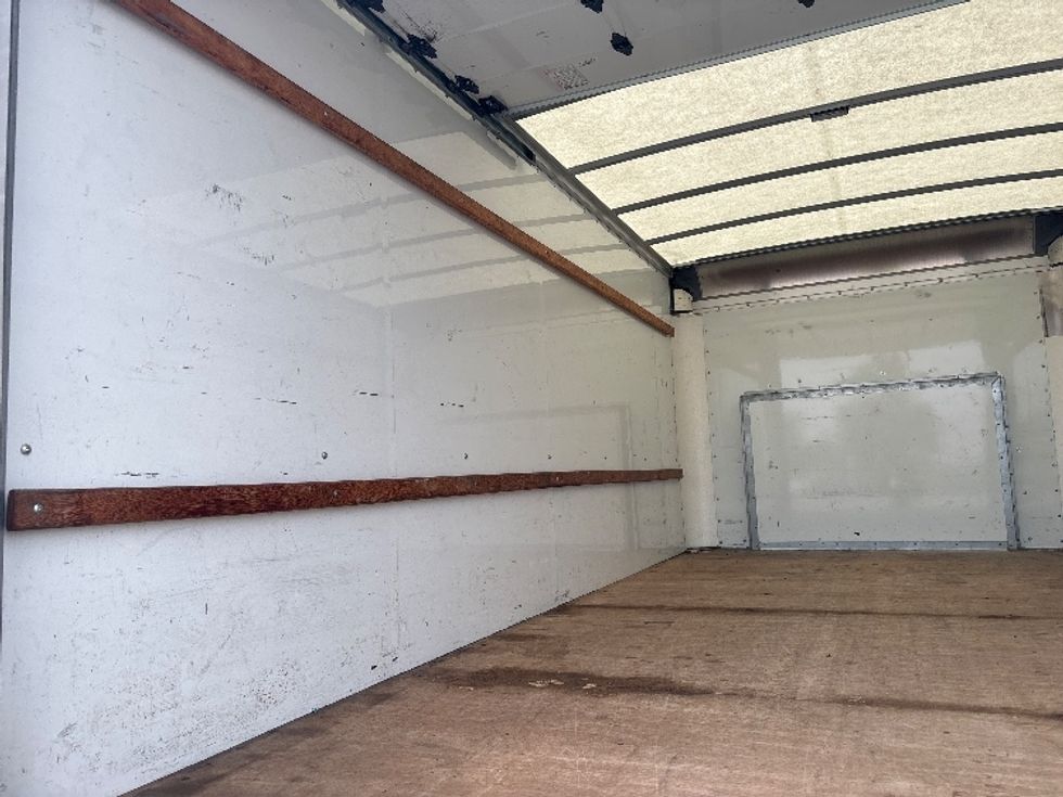 Light Duty Box Truck-Light and Medium Duty Trucks-Ford-2023-E350-Hammond-LA-129,213\n\t\tmiles-$ 29,000 - Image 9