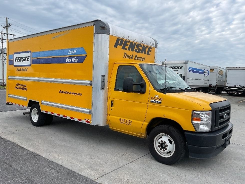 Light Duty Box Truck-Light and Medium Duty Trucks-Ford-2023-E350-Harahan-LA-95,241\n\t\tmiles-$ 30,000 - Image 1