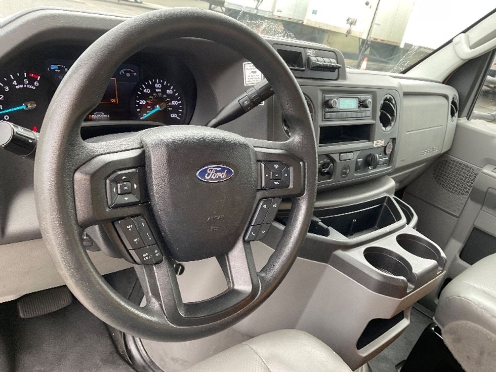 Light Duty Box Truck-Light and Medium Duty Trucks-Ford-2023-E350-Harahan-LA-95,241\n\t\tmiles-$ 30,000 - Image 16