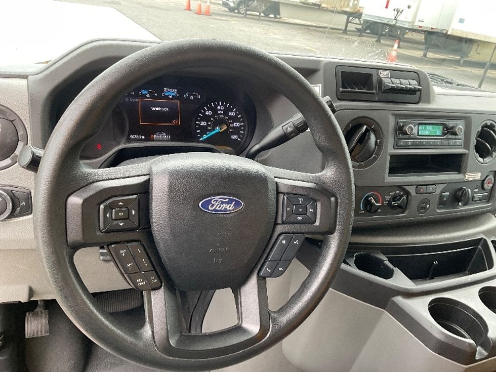 Light Duty Box Truck-Light and Medium Duty Trucks-Ford-2023-E350-Harahan-LA-95,241\n\t\tmiles-$ 30,000 - Image 17