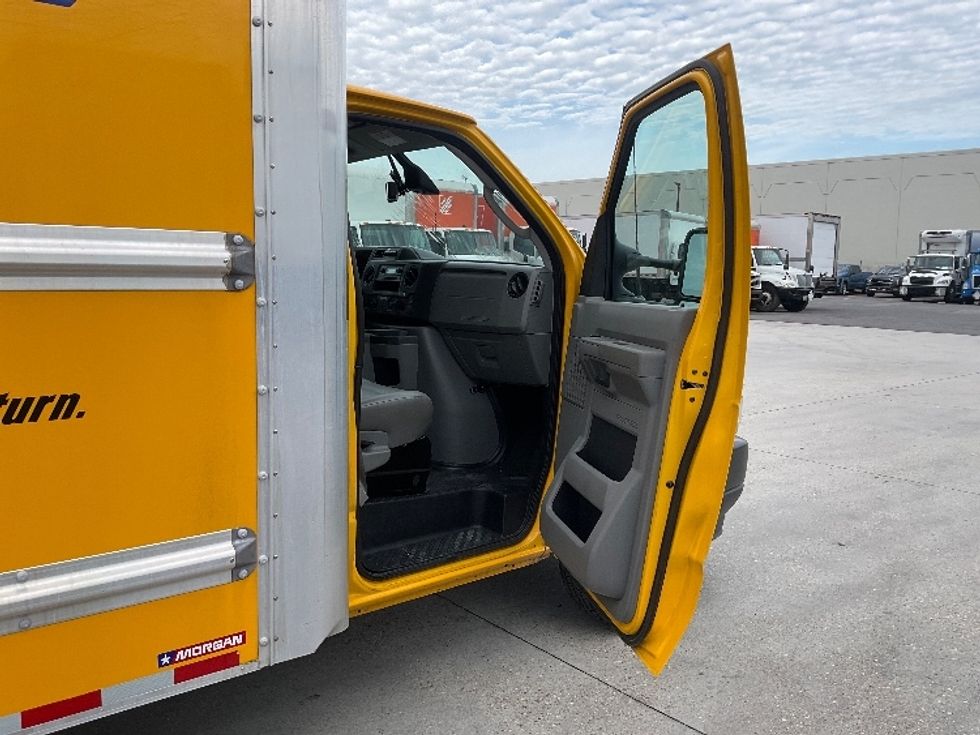 Light Duty Box Truck-Light and Medium Duty Trucks-Ford-2023-E350-Harahan-LA-95,241\n\t\tmiles-$ 30,000 - Image 19
