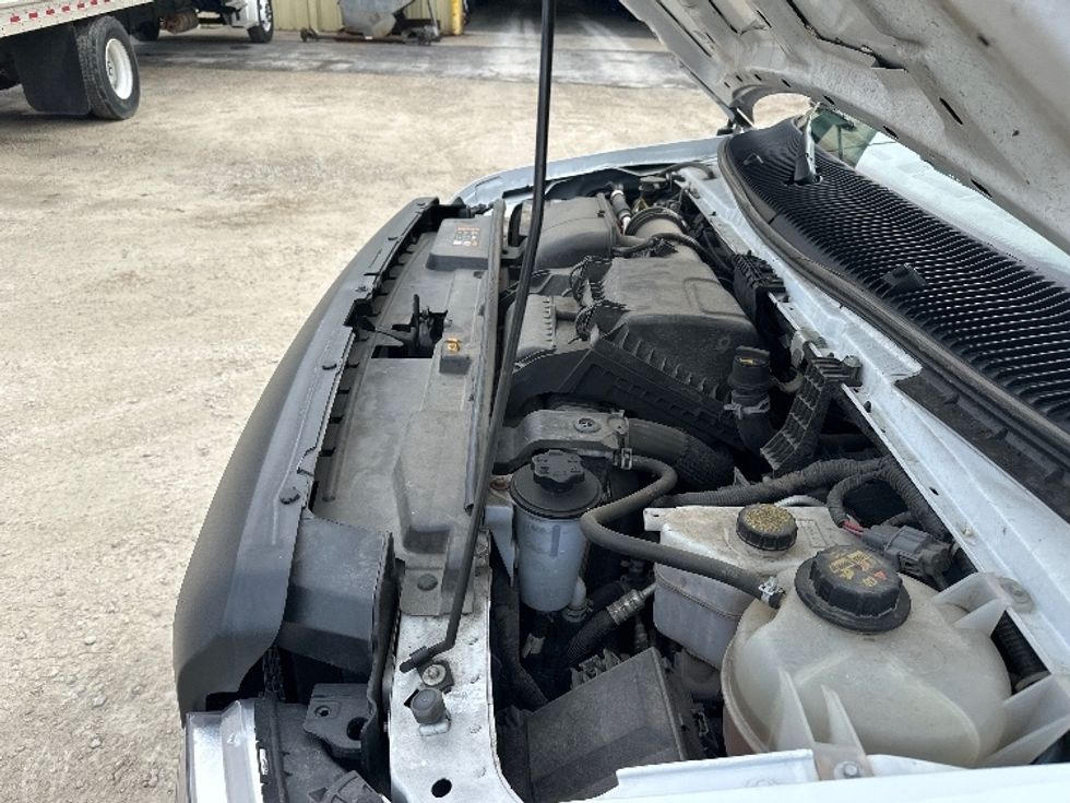 Light Duty Box Truck-Light and Medium Duty Trucks-Ford-2023-E350-Huntington-WV-117,376\n\t\tmiles-$ 28,500 - Image 24