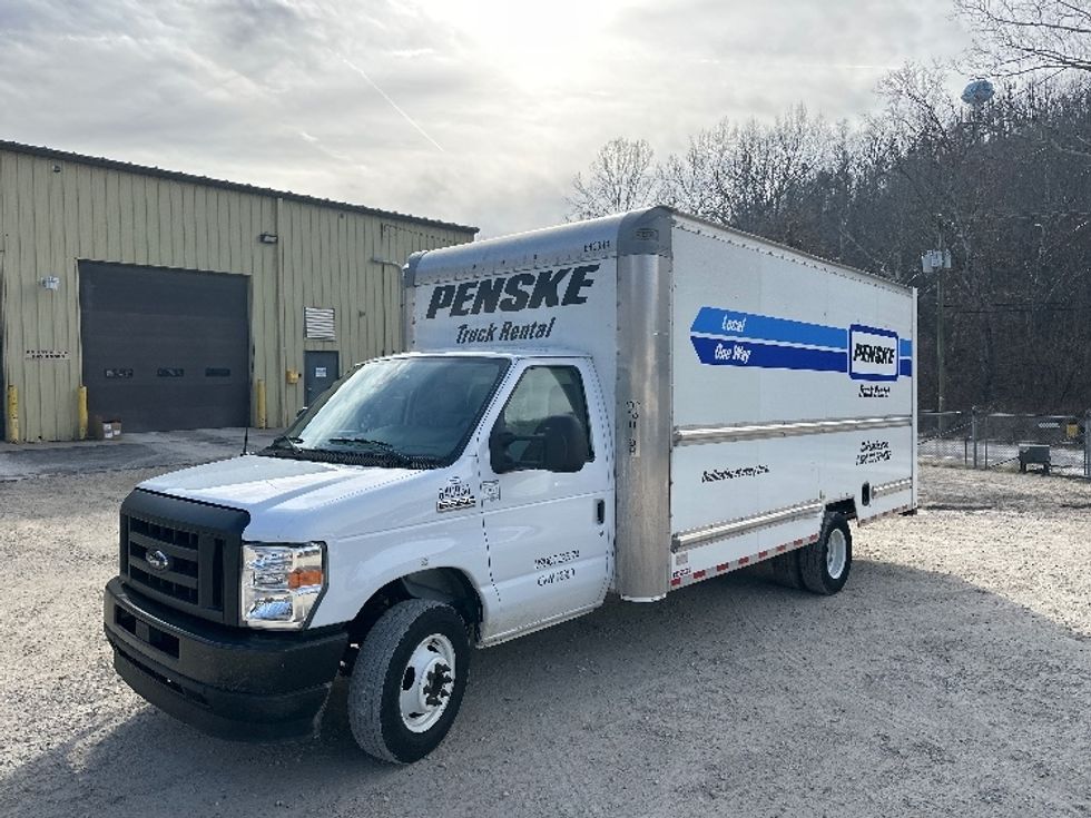 Light Duty Box Truck-Light and Medium Duty Trucks-Ford-2023-E350-Huntington-WV-117,376\n\t\tmiles-$ 28,500 - Image 3