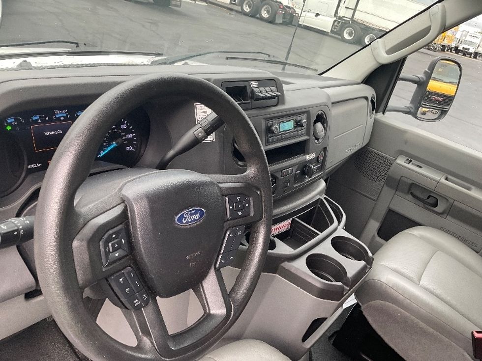 Light Duty Box Truck-Light and Medium Duty Trucks-Ford-2023-E350-Indianapolis-IN-104,878\n\t\tmiles-$ 30,000 - Image 17