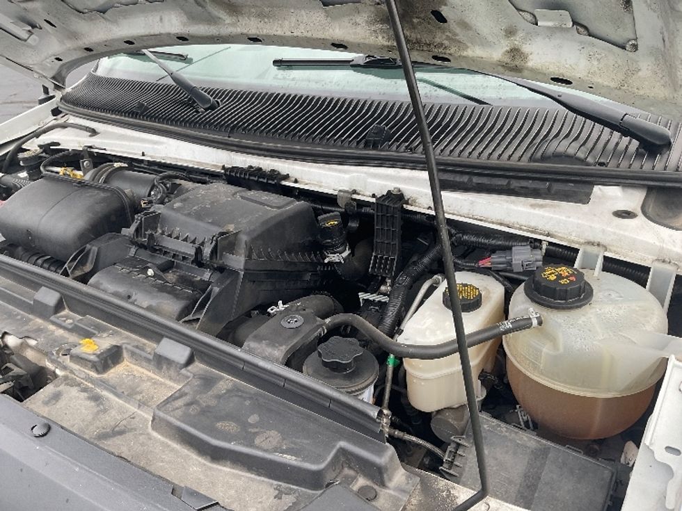 Light Duty Box Truck-Light and Medium Duty Trucks-Ford-2023-E350-Indianapolis-IN-104,878\n\t\tmiles-$ 30,000 - Image 23