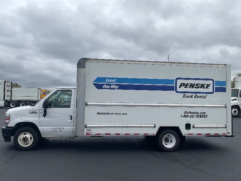 Light Duty Box Truck-Light and Medium Duty Trucks-Ford-2023-E350-Indianapolis-IN-104,878\n\t\tmiles-$ 30,000 - Image 4