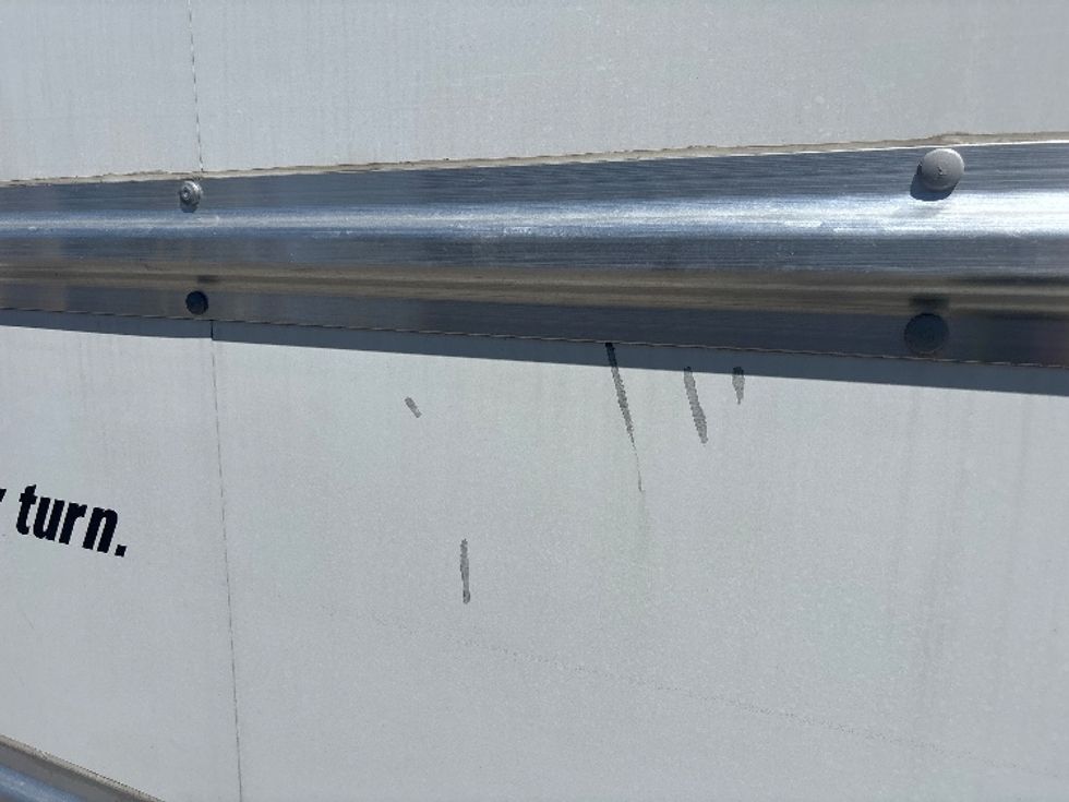 Light Duty Box Truck-Light and Medium Duty Trucks-Ford-2023-E350-Jamaica-NY-18,662\n\t\tmiles-$ 45,250 - Image 26