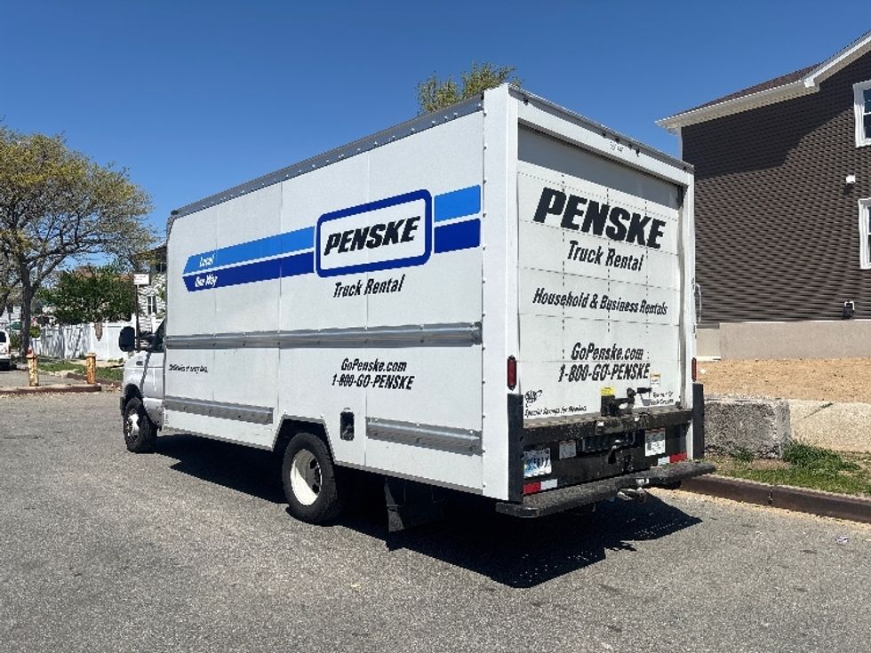 Light Duty Box Truck-Light and Medium Duty Trucks-Ford-2023-E350-Jamaica-NY-18,662\n\t\tmiles-$ 45,250 - Image 6