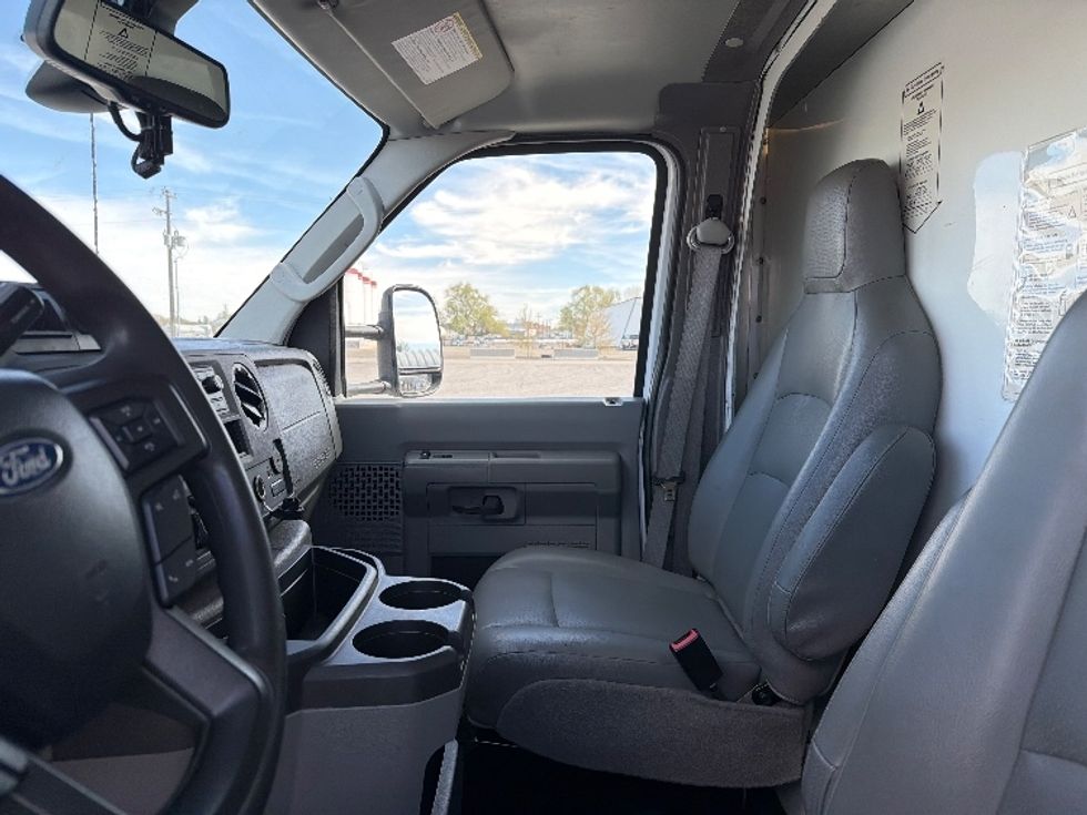 Light Duty Box Truck-Light and Medium Duty Trucks-Ford-2023-E350-Jerome-ID-82,218\n\t\tmiles-$ 36,250 - Image 18