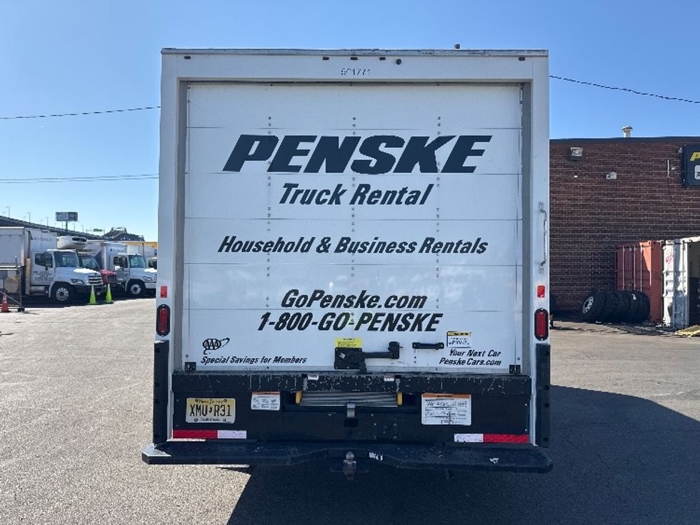 Light Duty Box Truck-Light and Medium Duty Trucks-Ford-2023-E350-Kearny-NJ-35,807\n\t\tmiles-$ 43,250 - Image 7