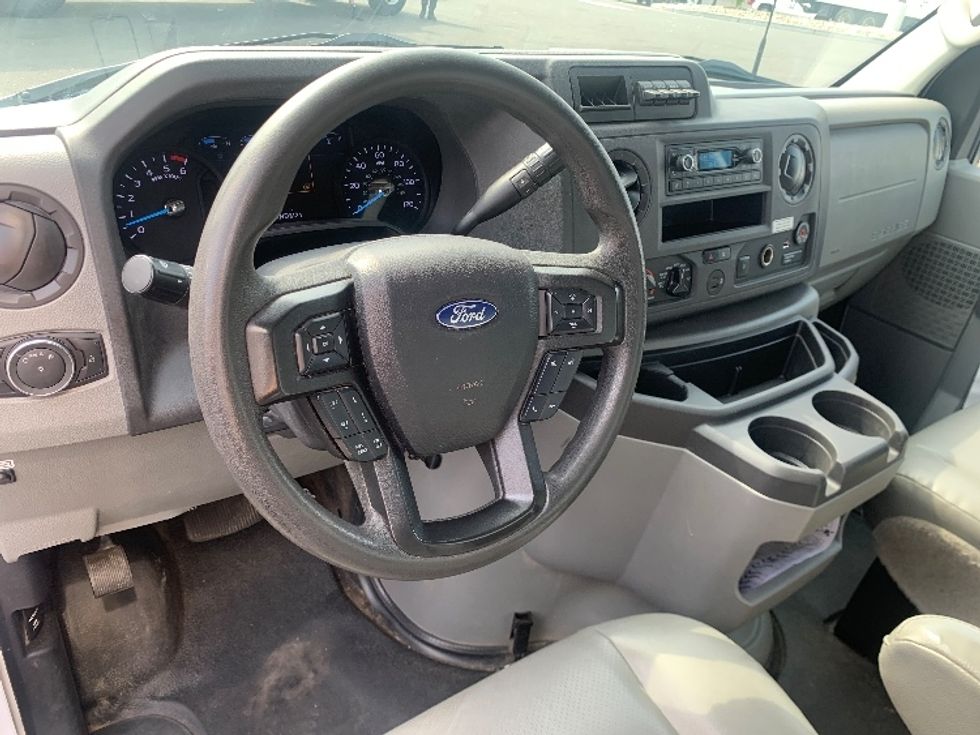 Light Duty Box Truck-Light and Medium Duty Trucks-Ford-2023-E350-Linden-NJ-40,536\n\t\tmiles-$ 42,000 - Image 17