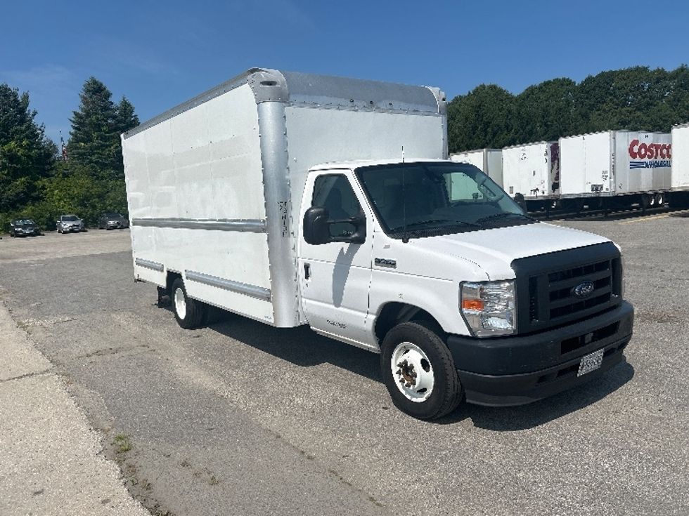 Light Duty Box Truck-Light and Medium Duty Trucks-Ford-2023-E350-Londonderry-NH-98,335\n\t\tmiles-$ 30,500 - Image 1