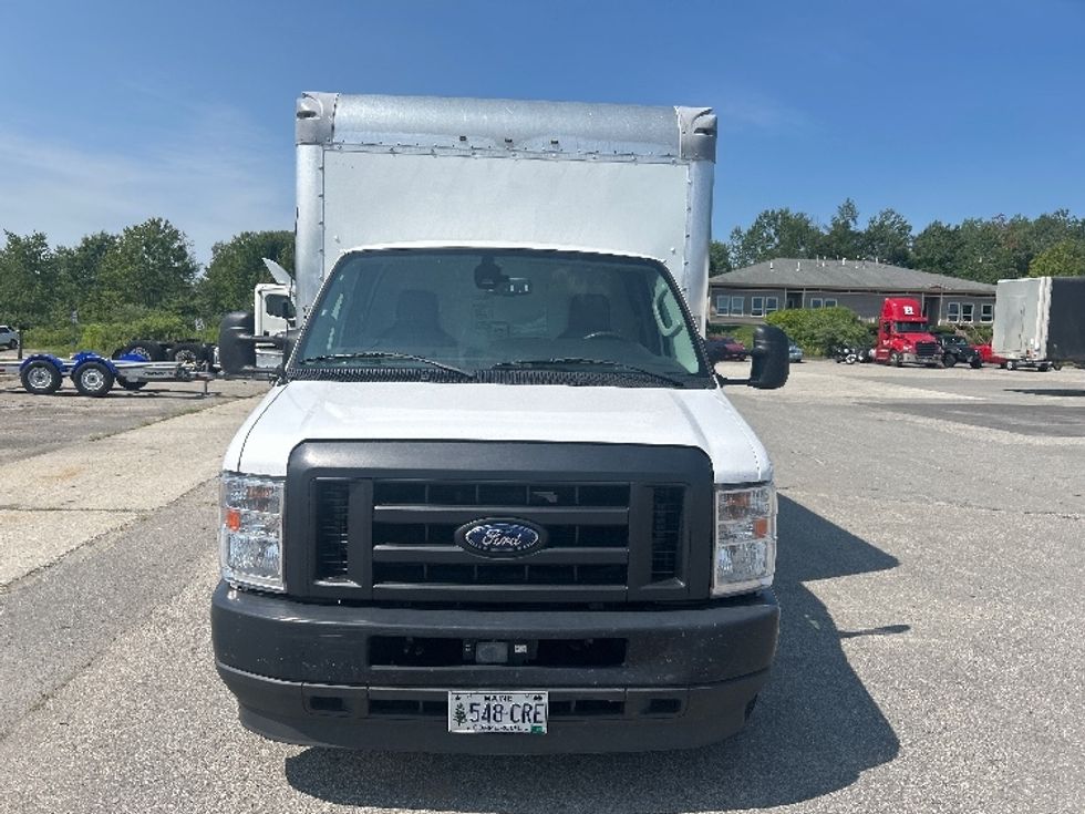 Light Duty Box Truck-Light and Medium Duty Trucks-Ford-2023-E350-Londonderry-NH-98,335\n\t\tmiles-$ 30,500 - Image 2