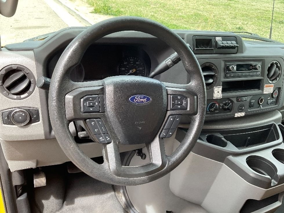 Light Duty Box Truck-Light and Medium Duty Trucks-Ford-2023-E350-Loveland-CO-83,247\n\t\tmiles-$ 30,500 - Image 18