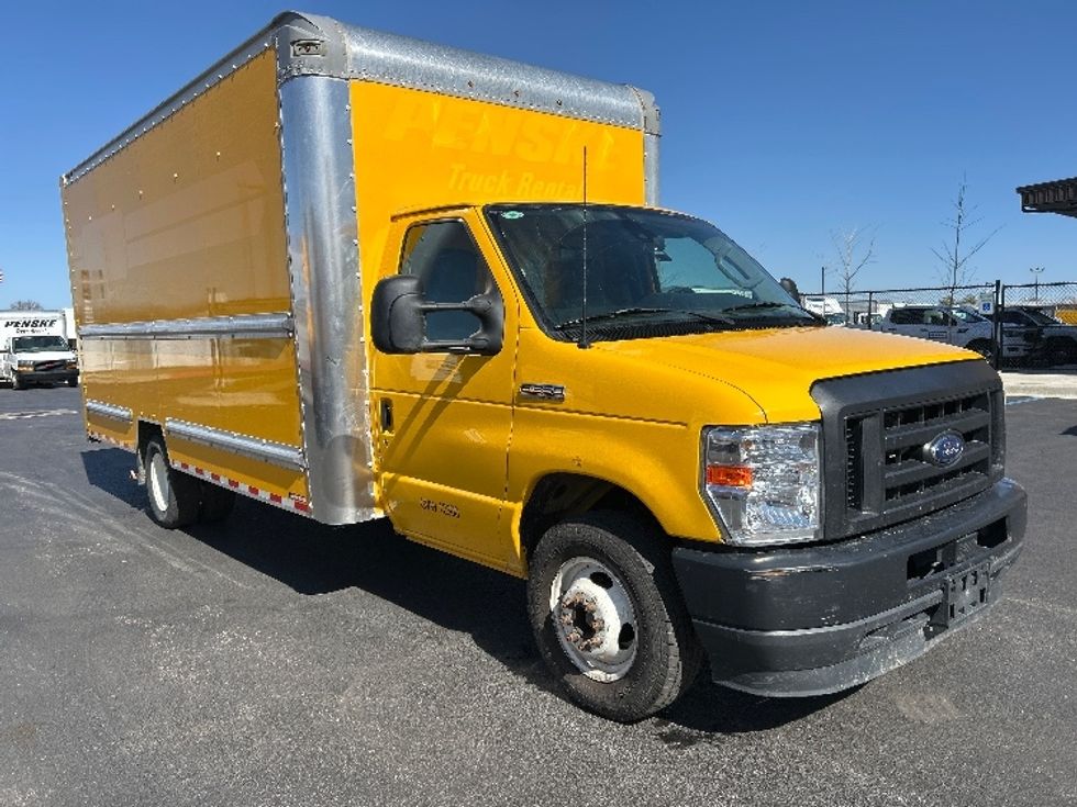 Light Duty Box Truck-Light and Medium Duty Trucks-Ford-2023-E350-Lowell-AR-84,609\n\t\tmiles-$ 15,000 - Image 1