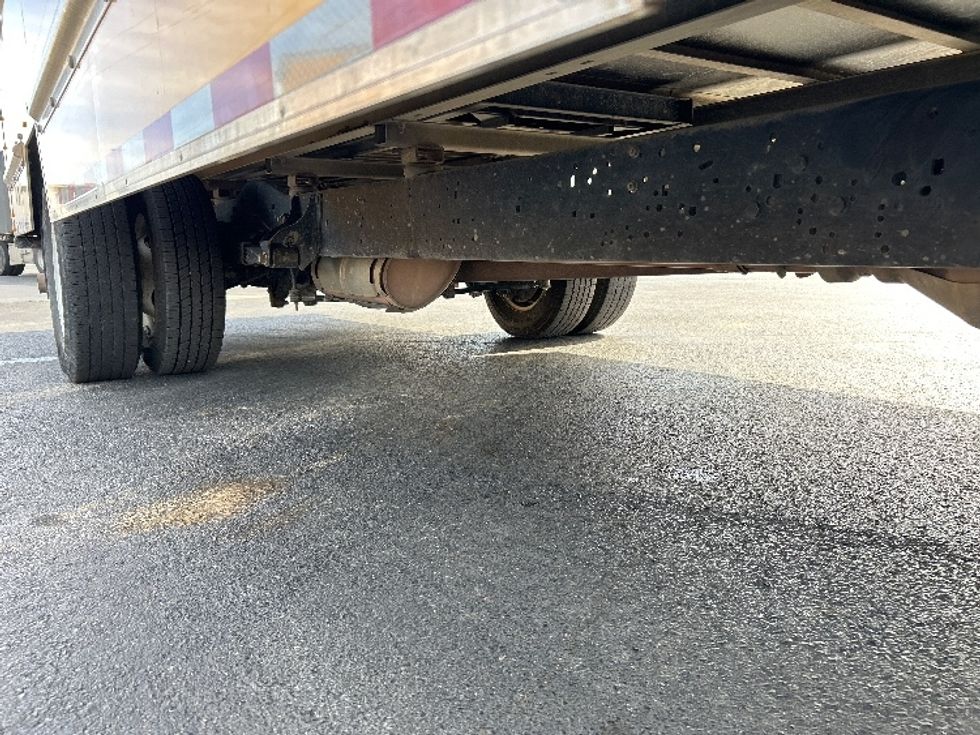 Light Duty Box Truck-Light and Medium Duty Trucks-Ford-2023-E350-Lowell-AR-84,609\n\t\tmiles-$ 15,000 - Image 12
