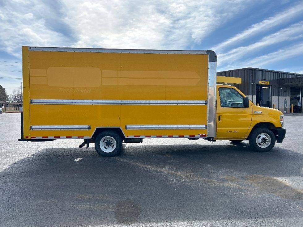 Light Duty Box Truck-Light and Medium Duty Trucks-Ford-2023-E350-Lowell-AR-84,609\n\t\tmiles-$ 15,000 - Image 13