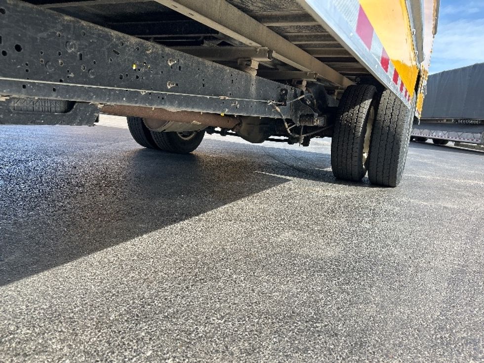 Light Duty Box Truck-Light and Medium Duty Trucks-Ford-2023-E350-Lowell-AR-84,609\n\t\tmiles-$ 15,000 - Image 5